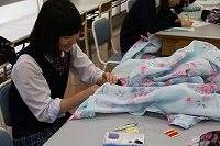 第2学年　浴衣作り