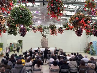 吹奏楽部　HANA-BIYORIにて演奏してきました！